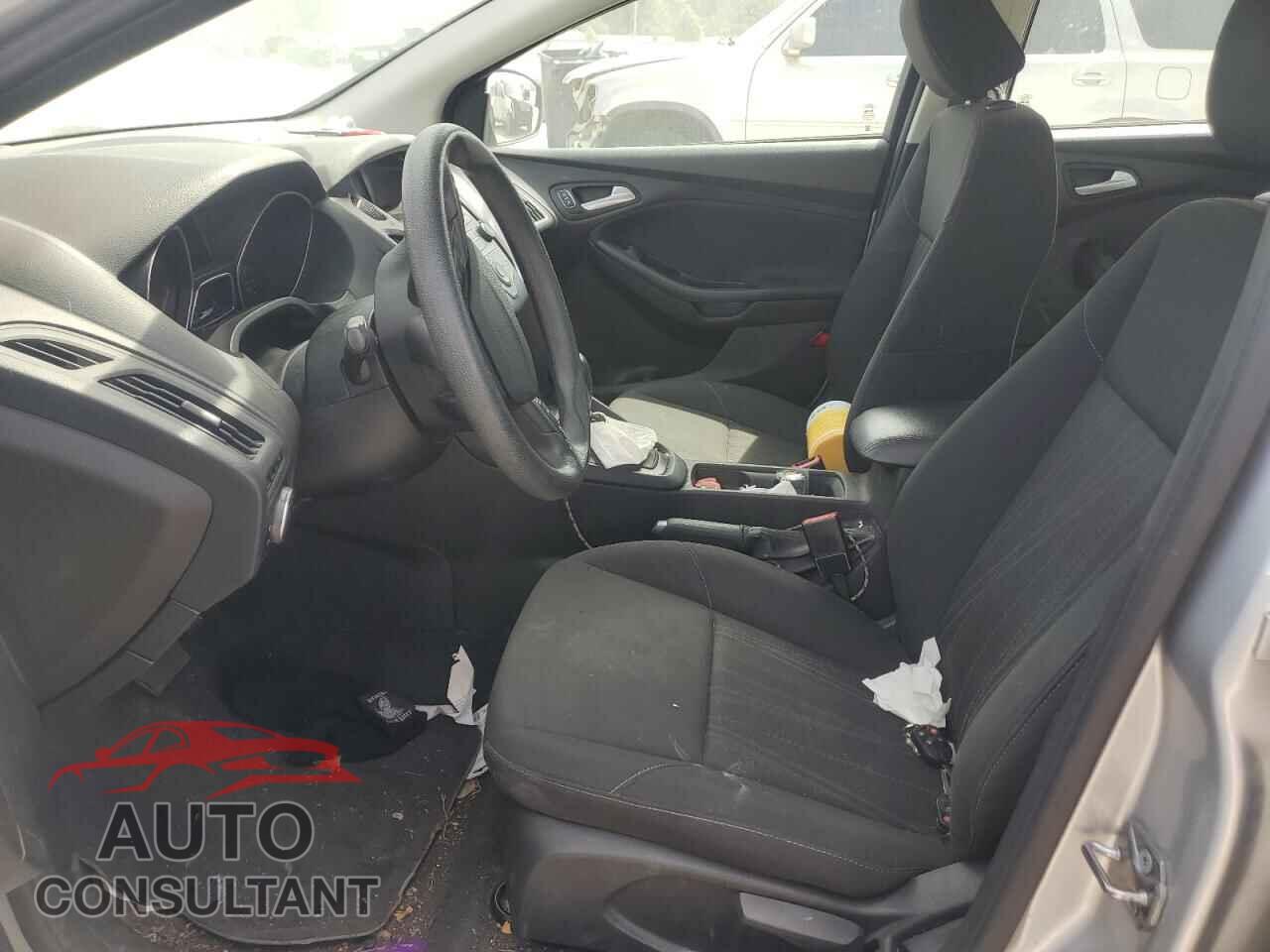FORD FOCUS 2016 - 1FADP3FE0GL360966