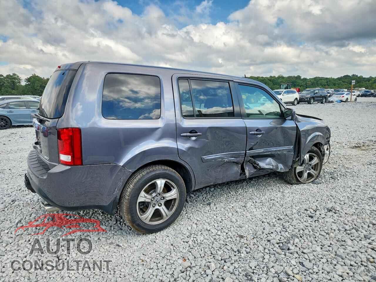 HONDA PILOT 2015 - 5FNYF4H58FB067402