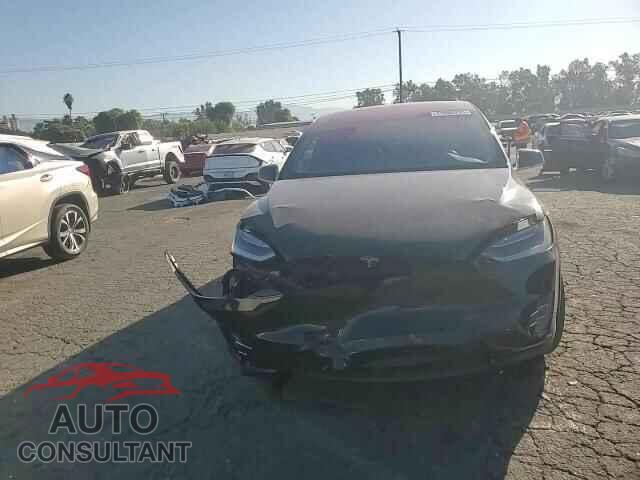 TESLA MODEL X 2017 - 5YJXCBE21HF067067
