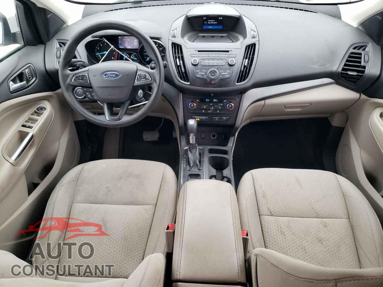 FORD ESCAPE 2017 - 1FMCU0GD9HUB08904