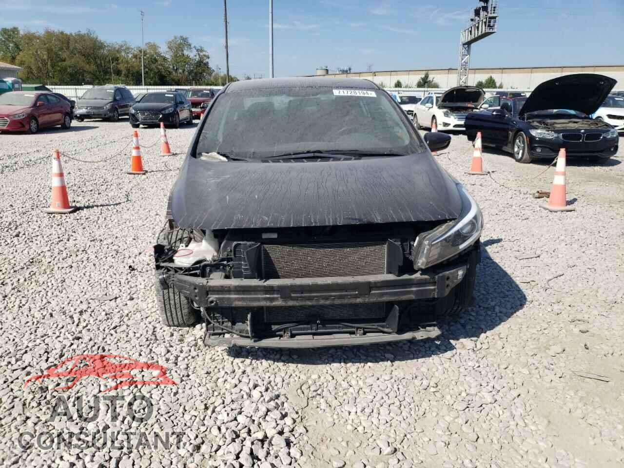 KIA FORTE 2017 - 3KPFK4A78HE100986