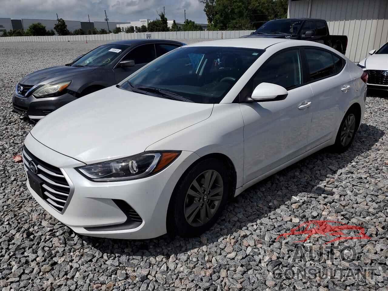 HYUNDAI ELANTRA 2018 - 5NPD84LF1JH315377