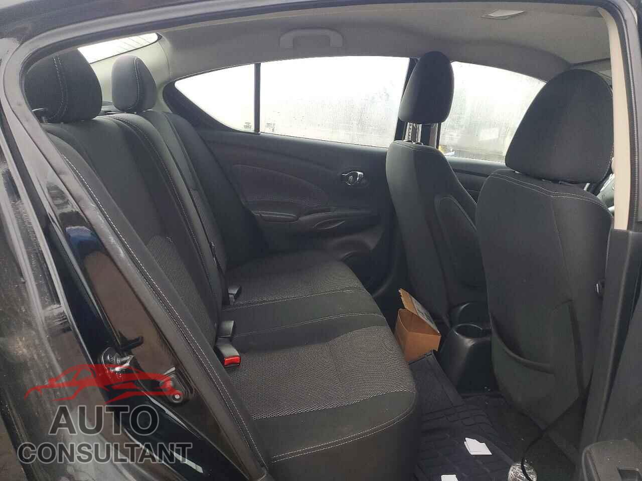 NISSAN VERSA 2017 - 3N1CN7AP3HL853528