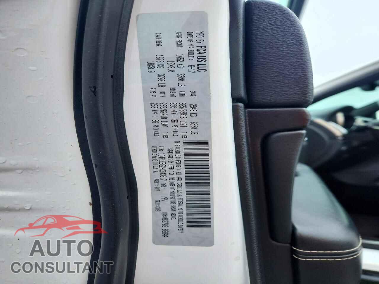 JEEP CHEROKEE 2017 - 1C4RJEBG2HC943917