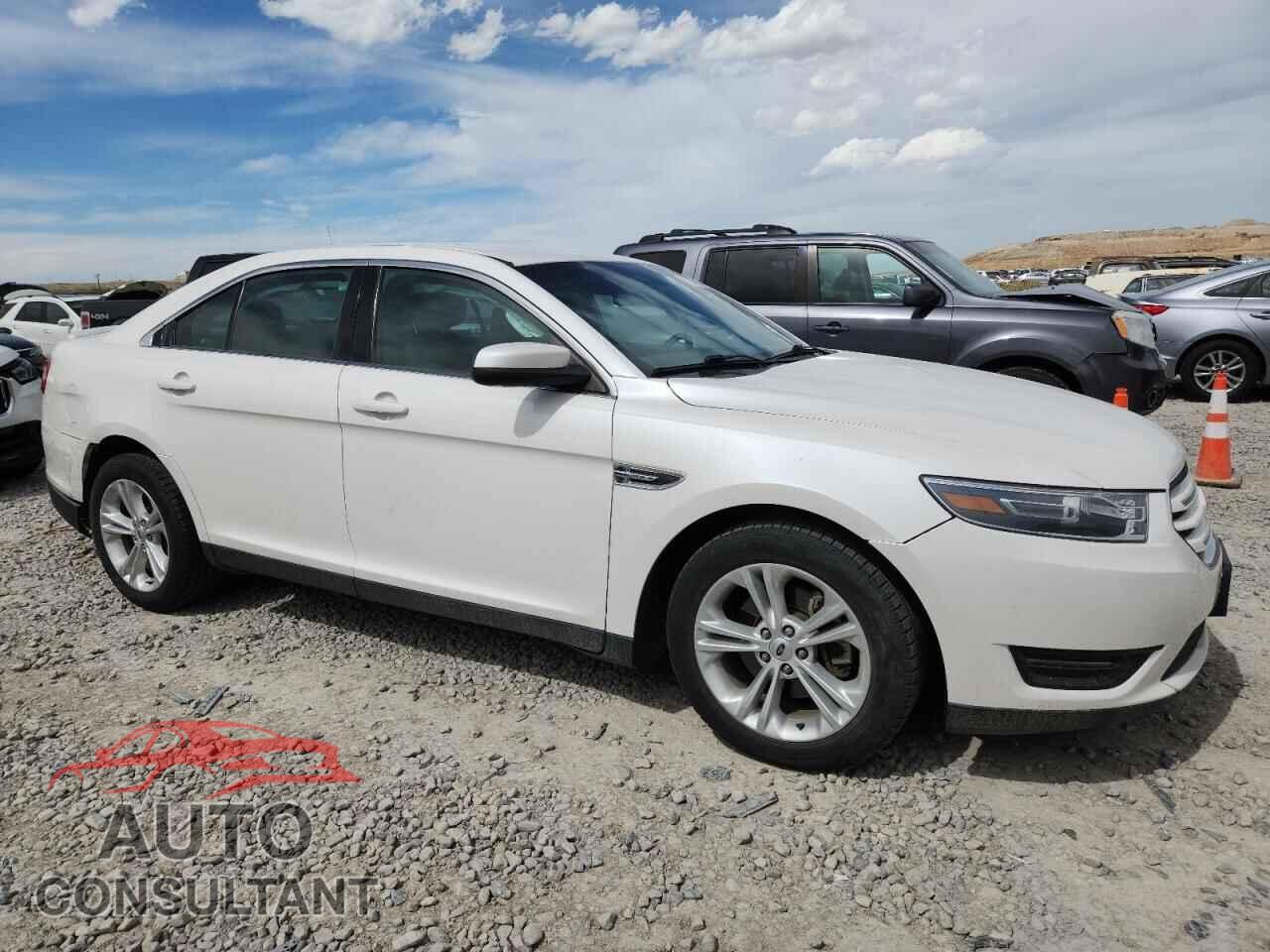 FORD TAURUS 2016 - 1FAHP2E81GG143541