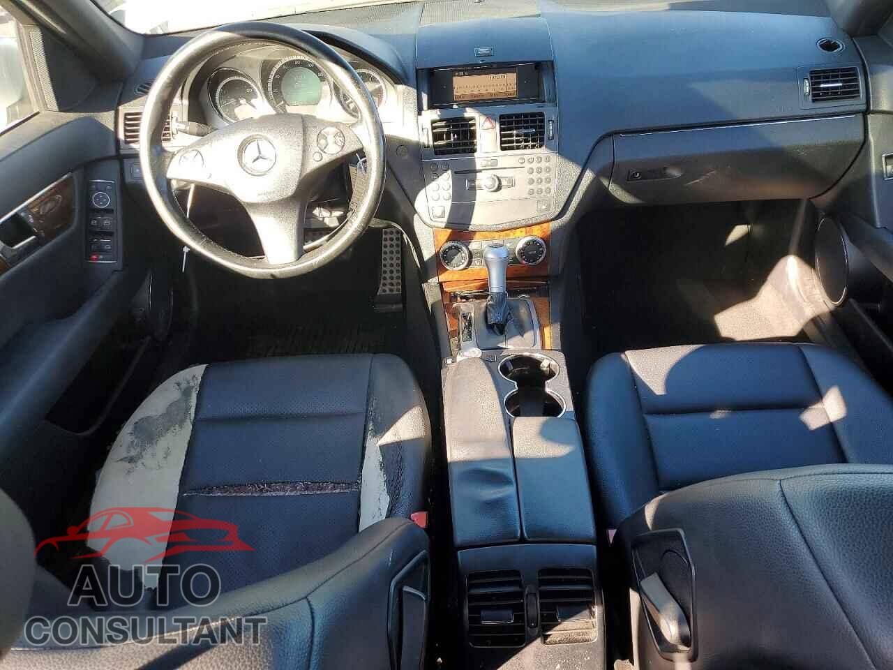 MERCEDES-BENZ C-CLASS 2011 - WDDGF8BB6BR158051