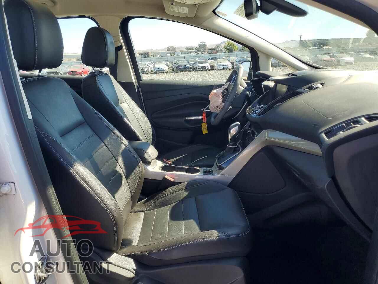FORD CMAX 2014 - 1FADP5BU3EL505035