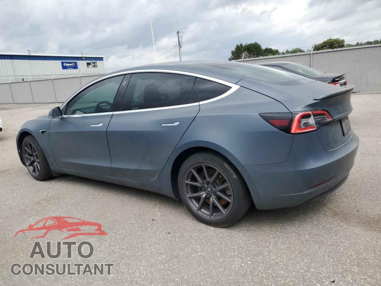 TESLA MODEL 3 2020 - 5YJ3E1EB9LF670523
