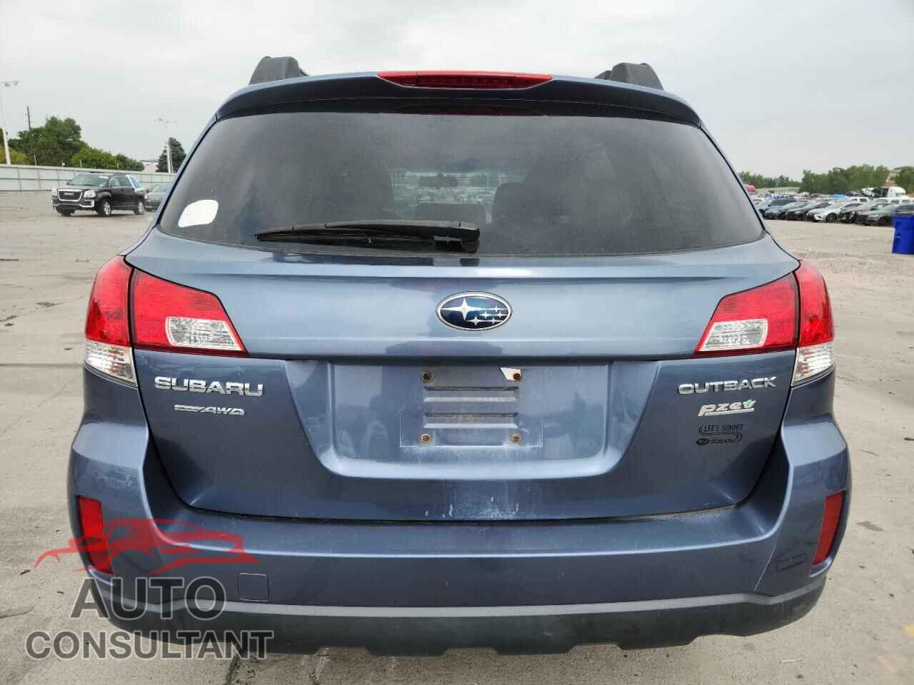 SUBARU OUTBACK 2013 - 4S4BRBCC4D3302066
