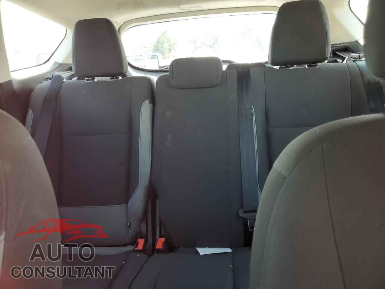 FORD ESCAPE 2015 - 1FMCU0F70FUB61824