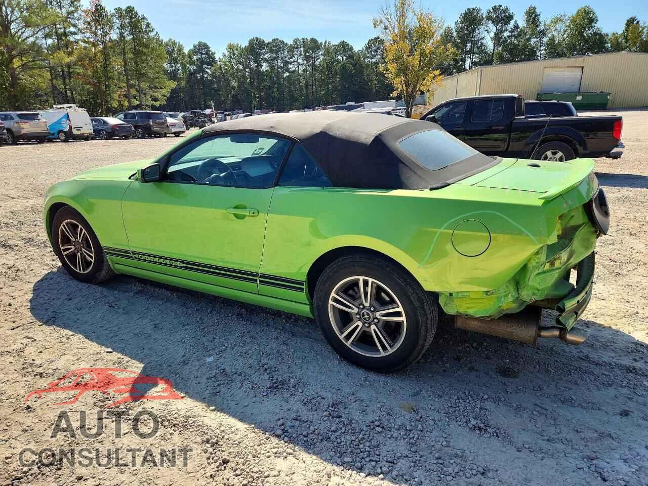 FORD MUSTANG 2013 - 1ZVBP8EM1D5239528