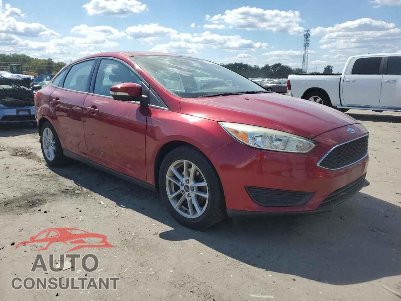FORD FOCUS 2015 - 1FADP3F28FL200757
