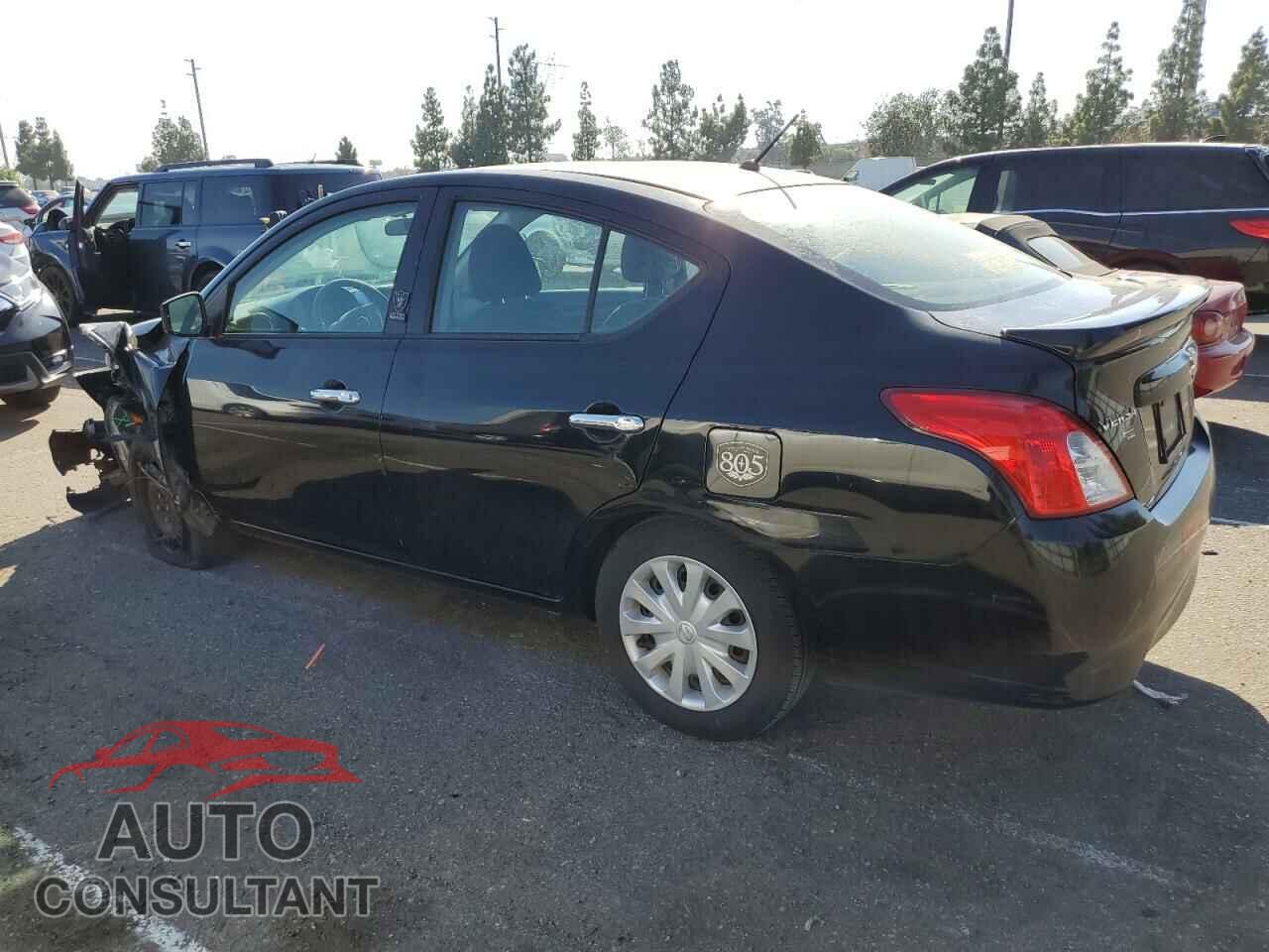 NISSAN VERSA 2019 - 3N1CN7AP3KL800108