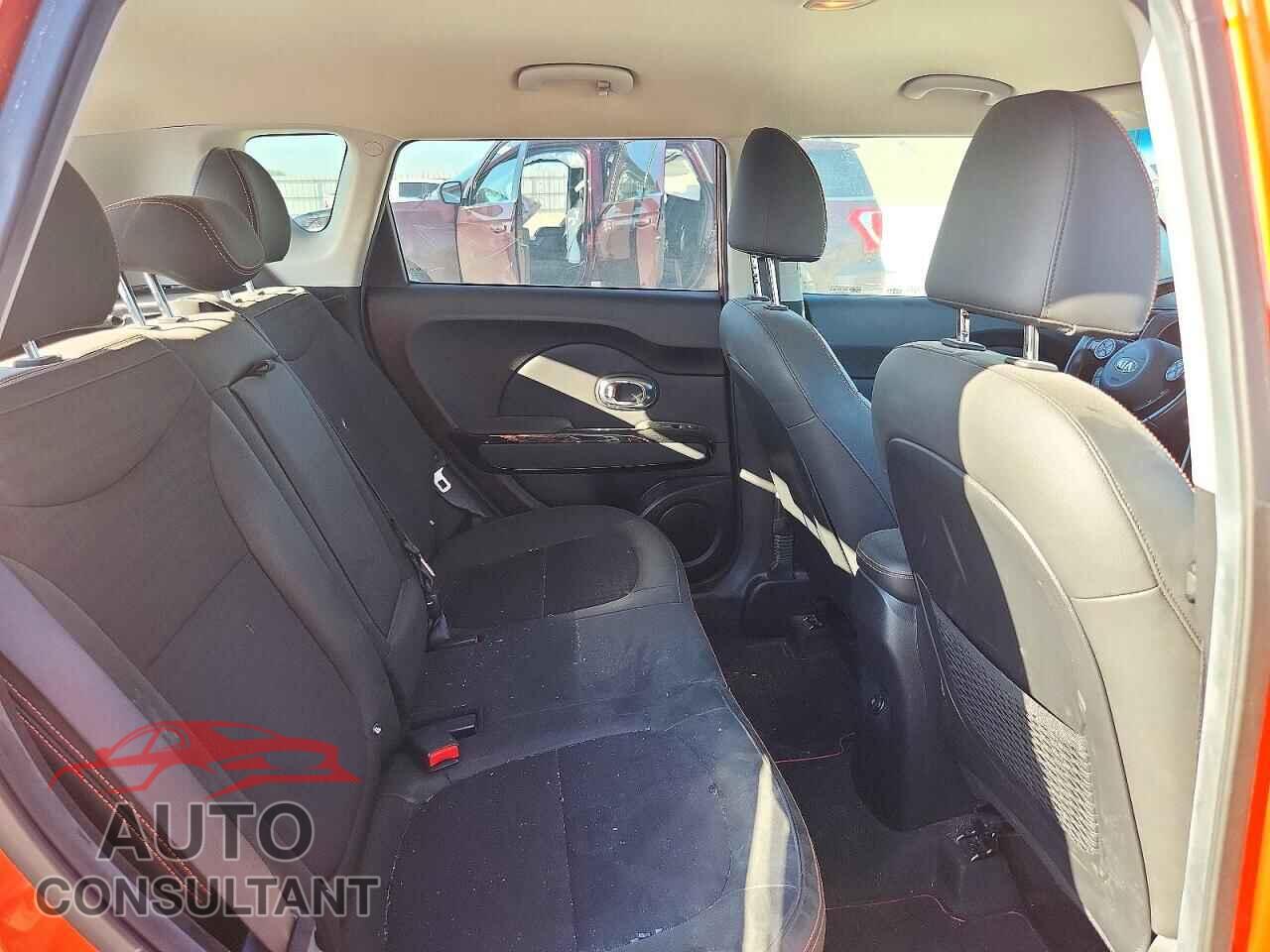 KIA SOUL 2018 - KNDJX3AA3J7568132