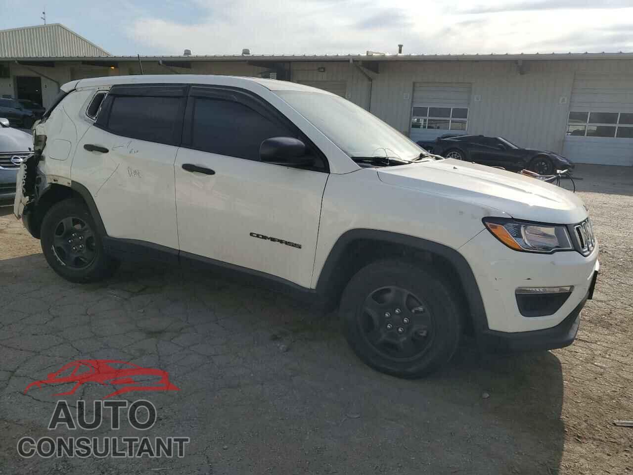 JEEP COMPASS 2018 - 3C4NJCAB3JT123199
