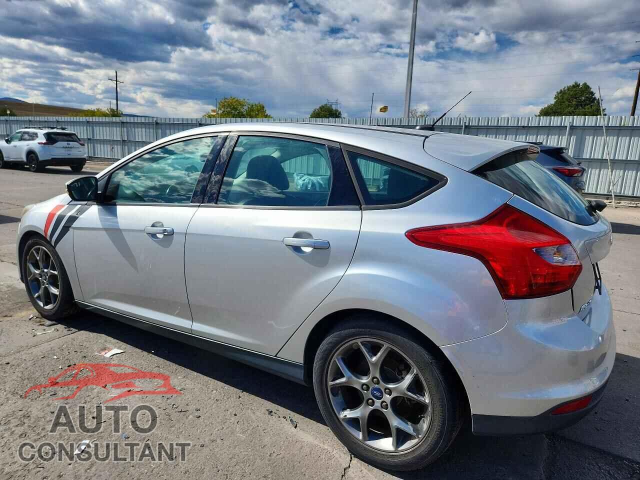 FORD FOCUS 2014 - 1FADP3K21EL110354
