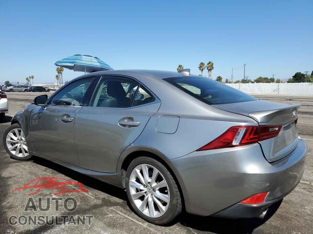 LEXUS IS 2016 - JTHBA1D22G5017949