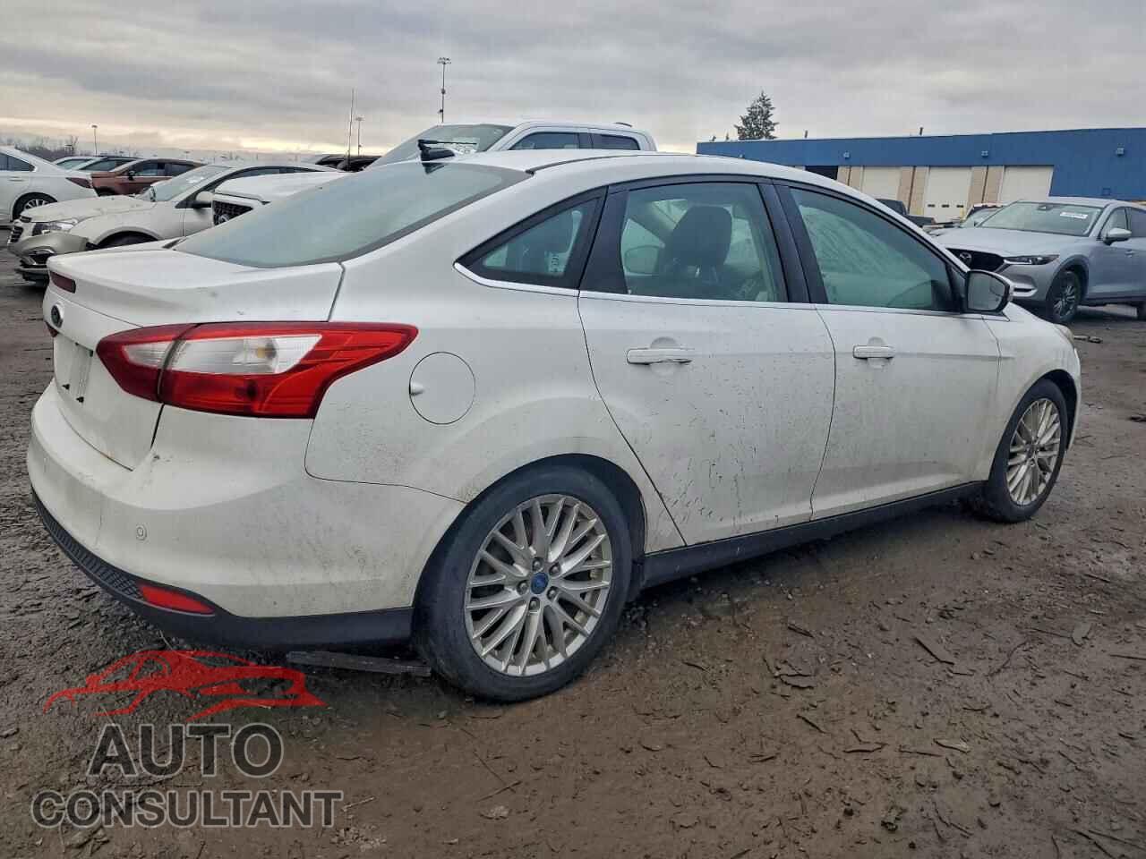 FORD FOCUS 2012 - 1FAHP3H21CL241998