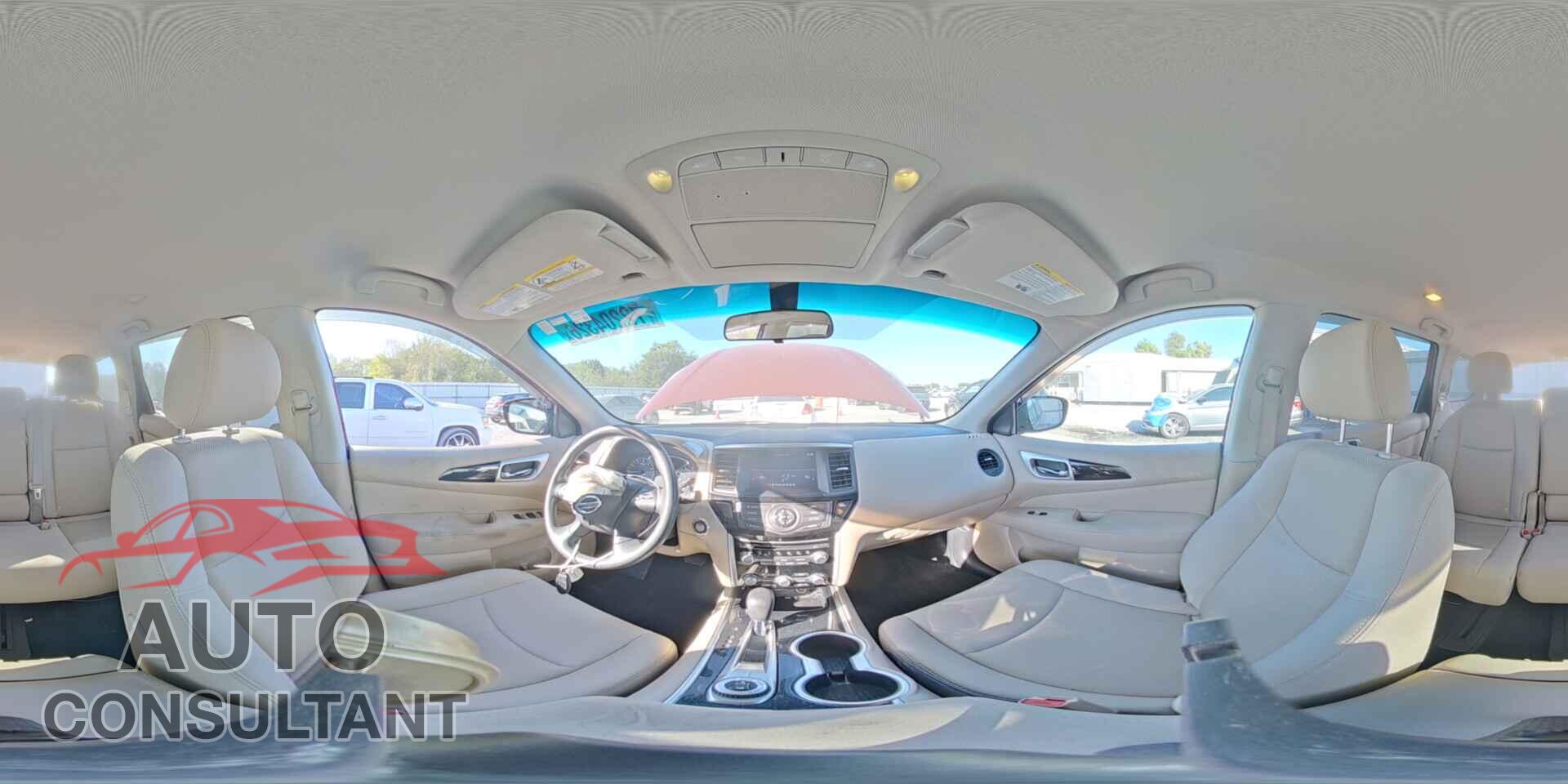 NISSAN PATHFINDER 2017 - 5N1DR2MM2HC676178