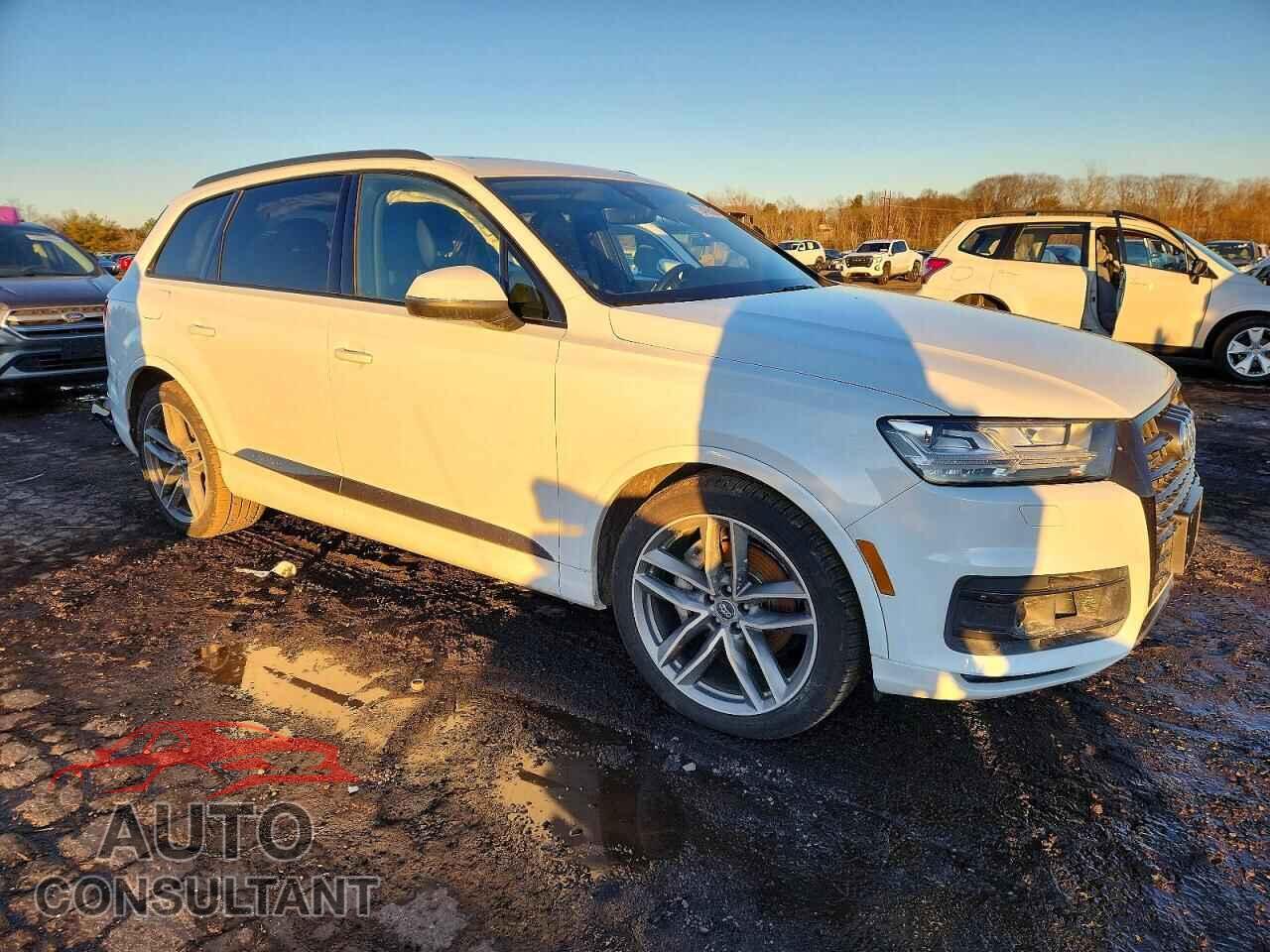 AUDI Q7 2017 - WA1VAAF77HD056237