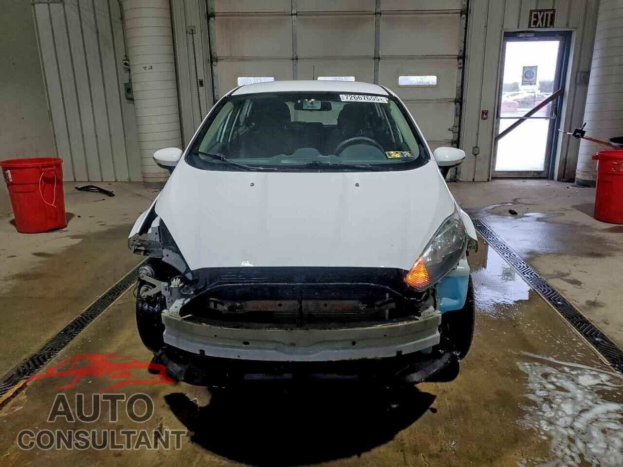FORD FIESTA 2017 - 3FADP4EJ0HM153630