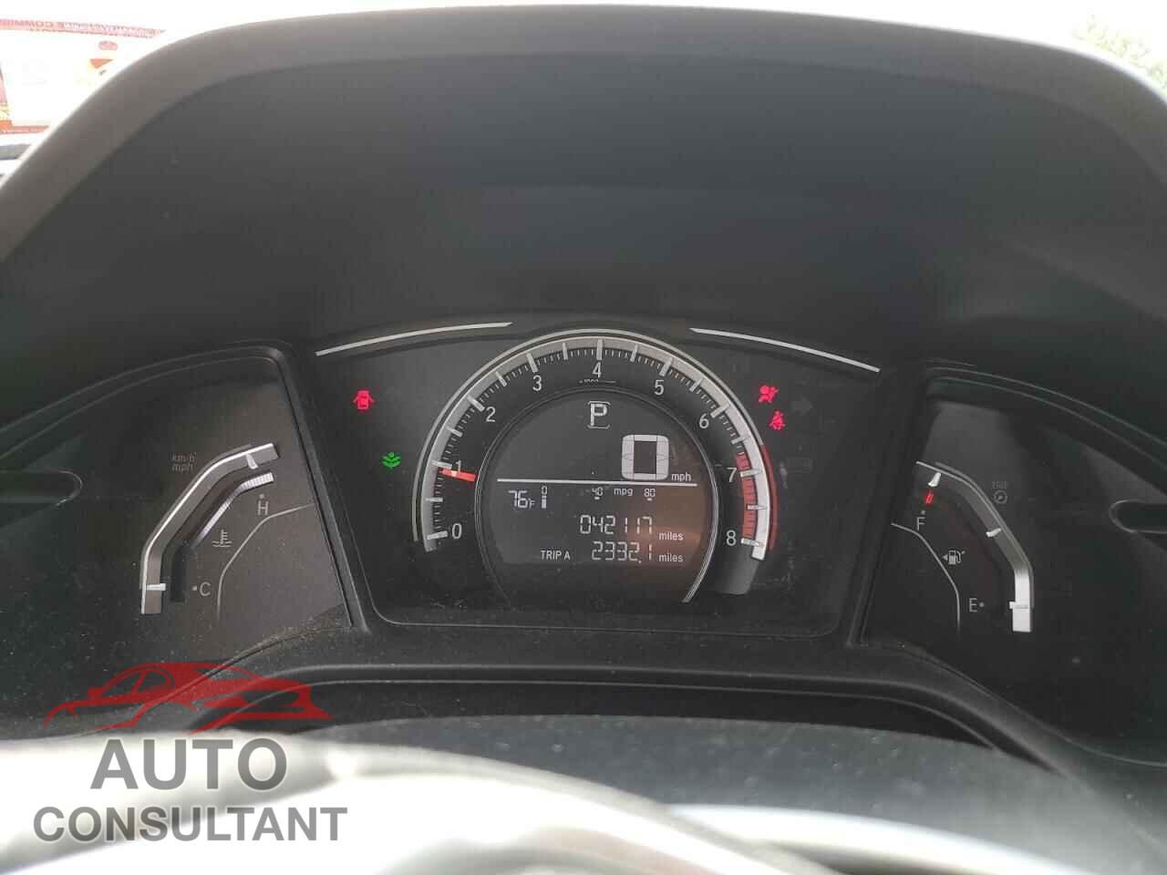 HONDA CIVIC 2018 - 2HGFC2F51JH530198