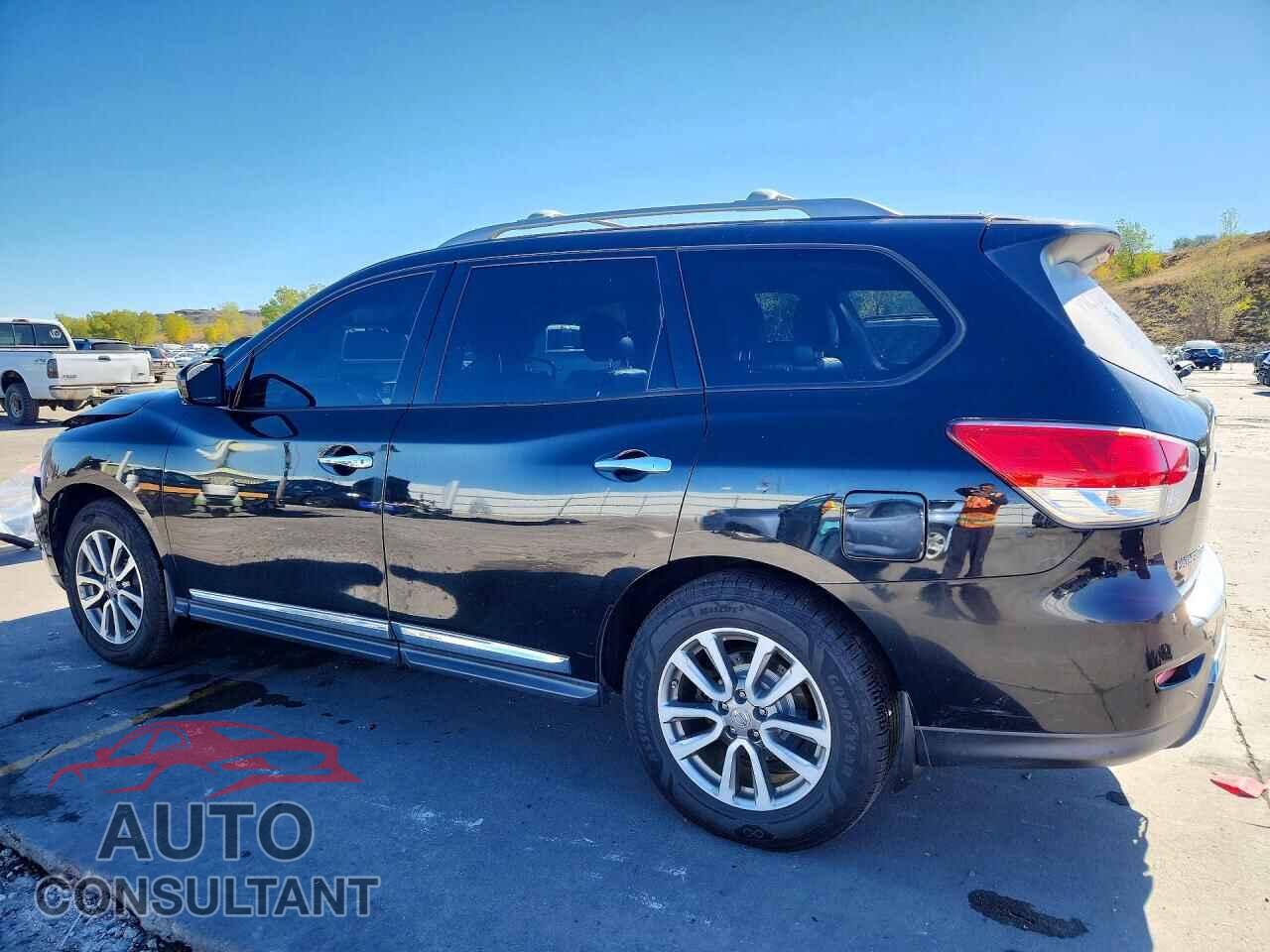 NISSAN PATHFINDER 2015 - 5N1AR2MMXFC656406