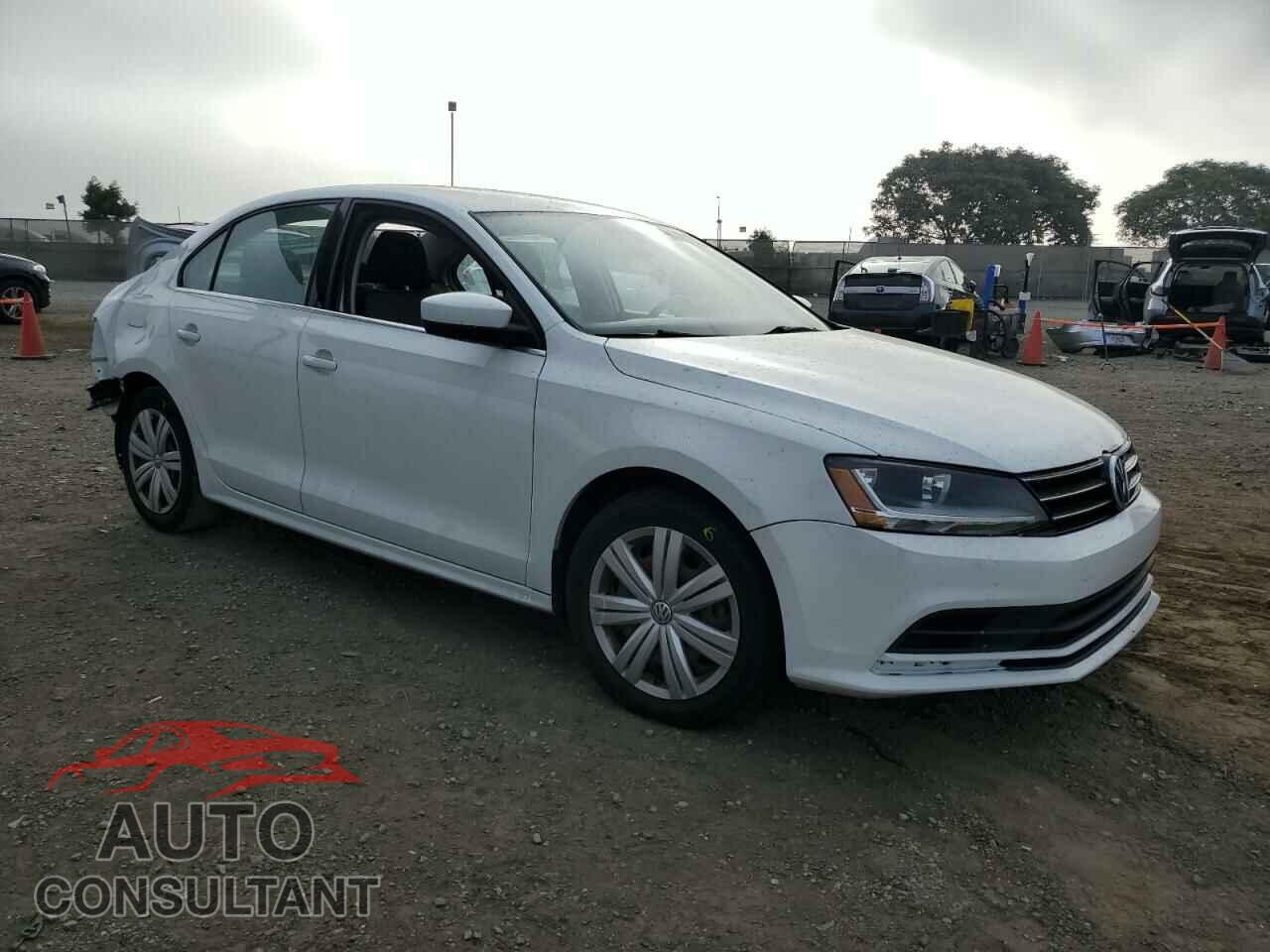VOLKSWAGEN JETTA 2017 - 3VW2B7AJ4HM278053