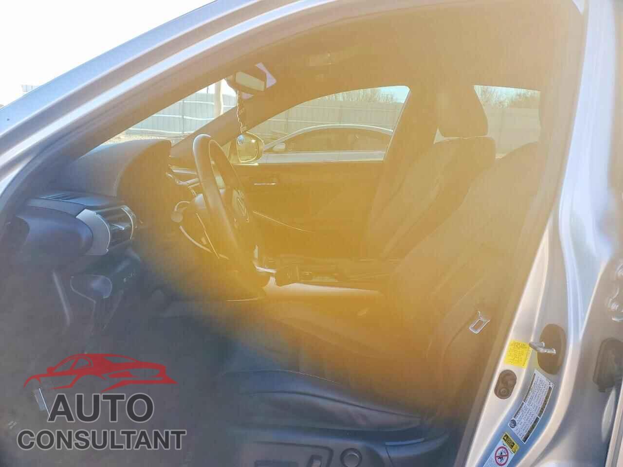 LEXUS IS 2014 - JTHBF1D20E5008259