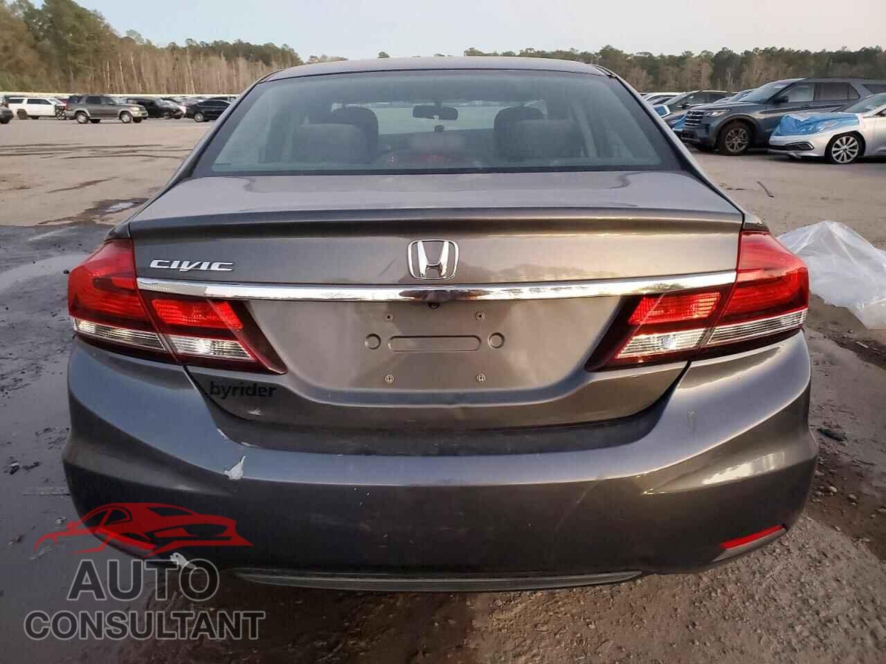 HONDA CIVIC 2013 - 2HGFB2F87DH502102