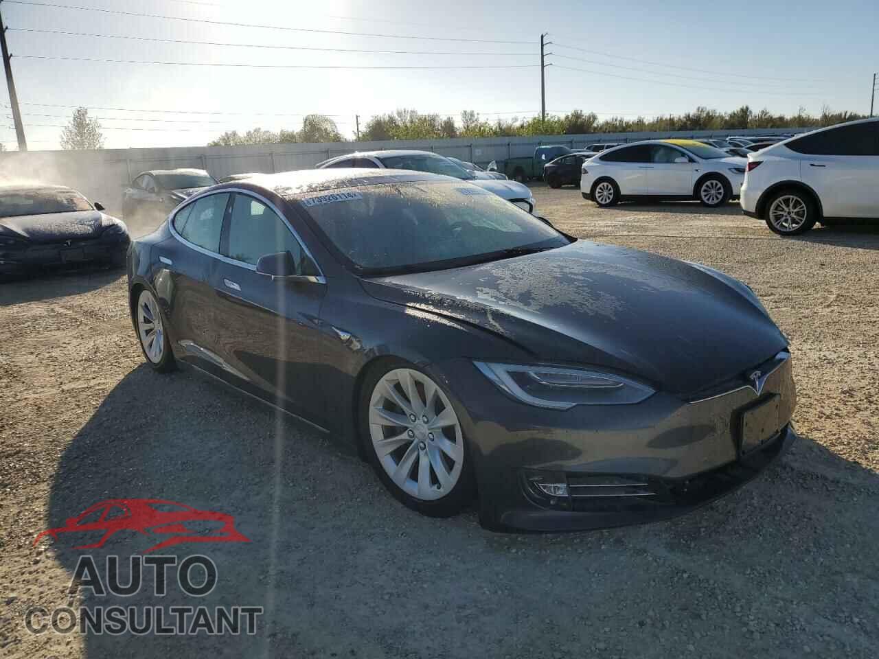 TESLA MODEL S 2018 - 5YJSA1E25JF272780