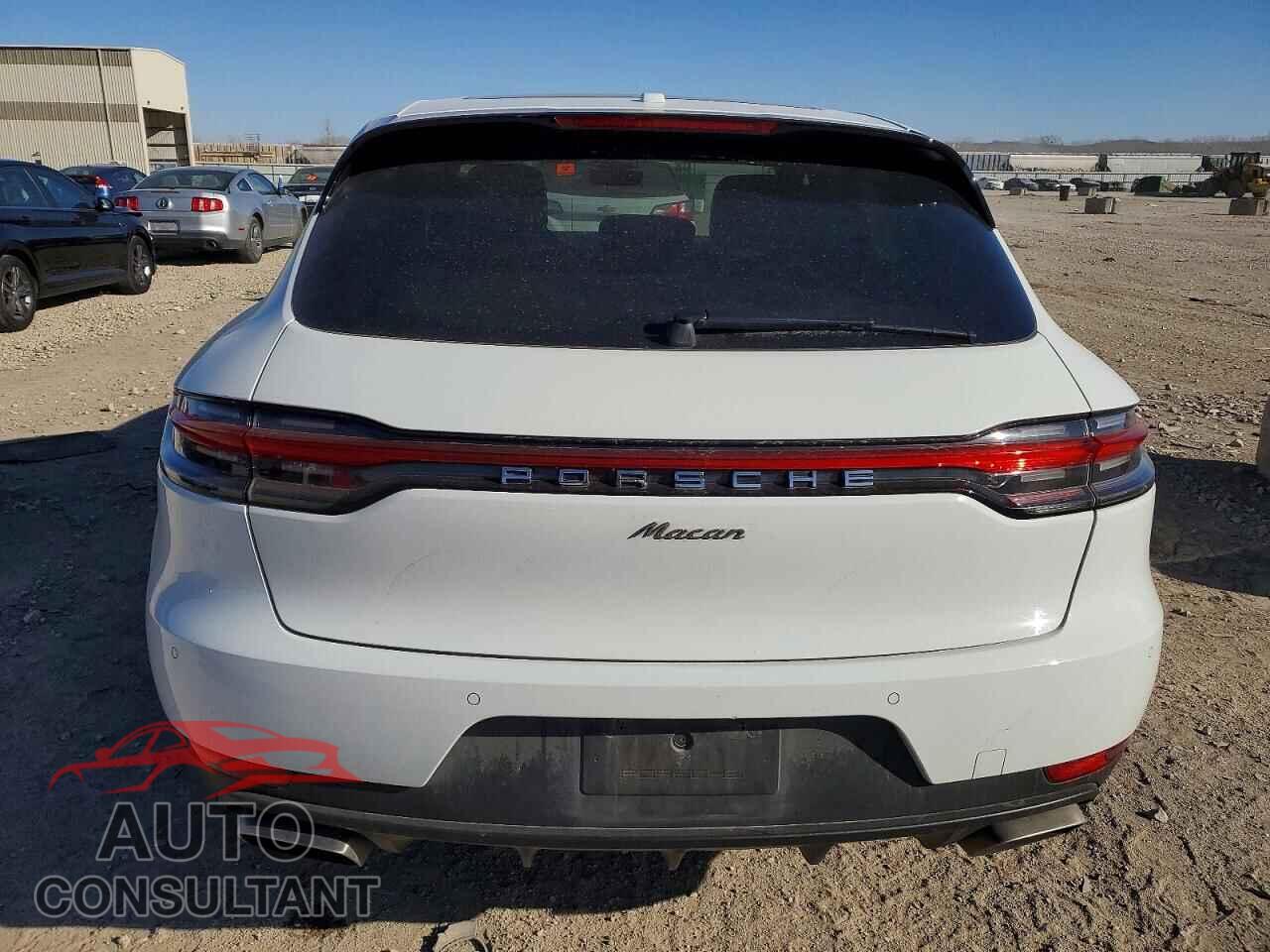 PORSCHE MACAN 2021 - WP1AA2A5XMLB08037
