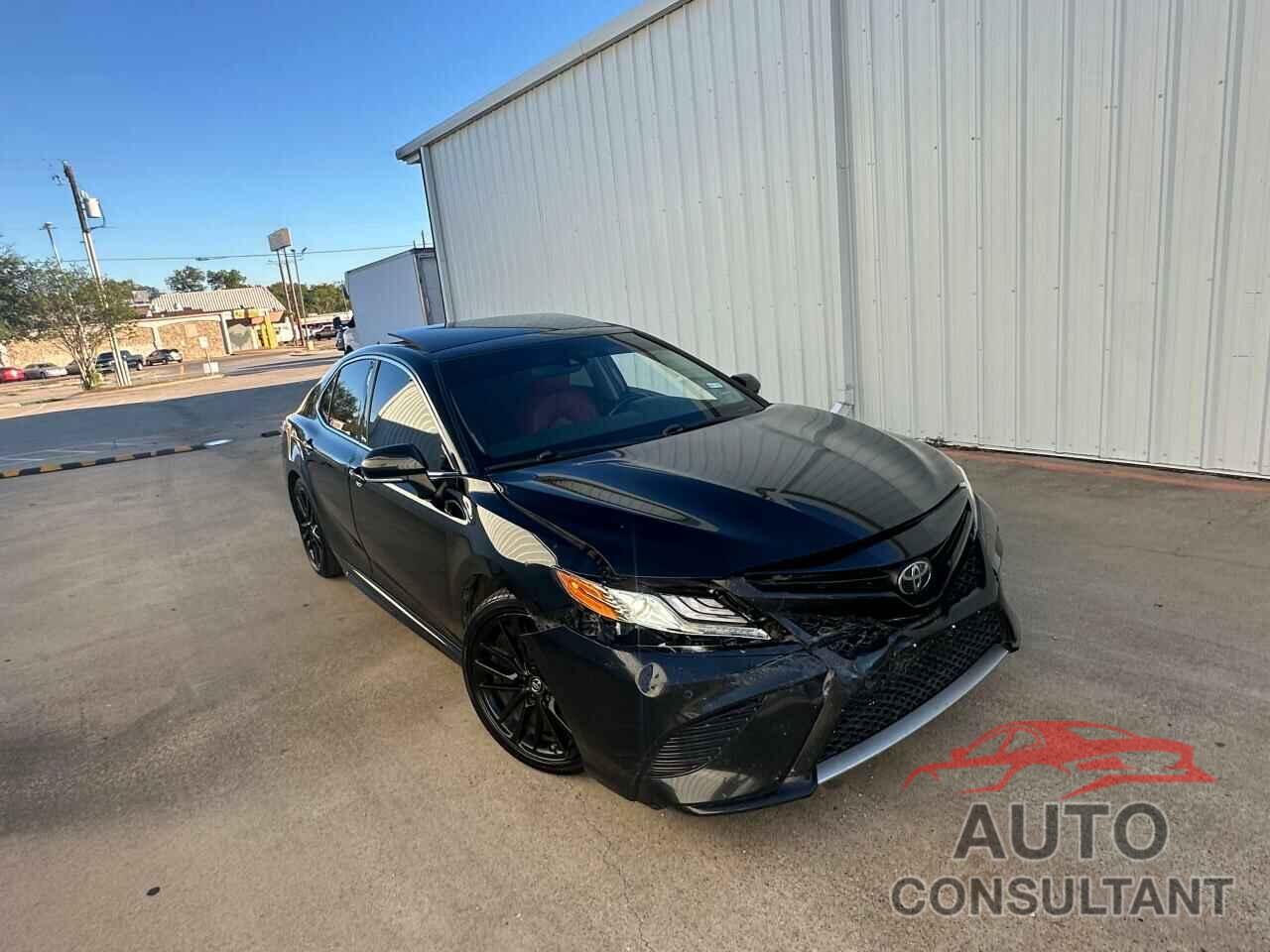 TOYOTA CAMRY 2018 - 4T1B61HK7JU094368