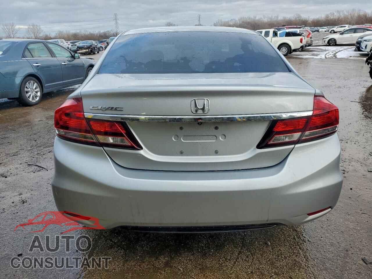 HONDA CIVIC 2015 - 2HGFB2F99FH504252