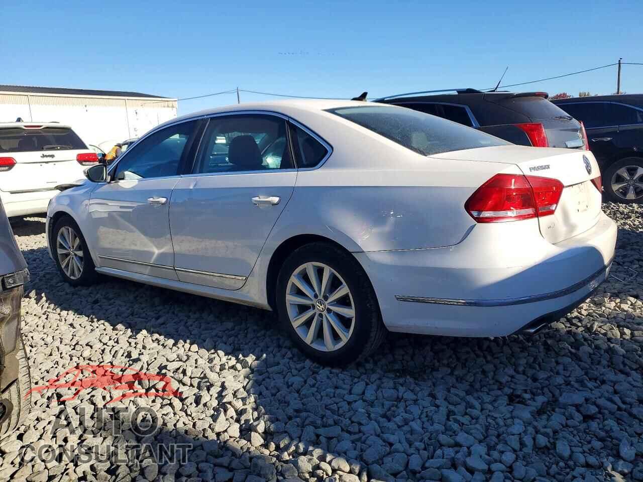 VOLKSWAGEN PASSAT 2012 - 1VWCP7A30CC036541