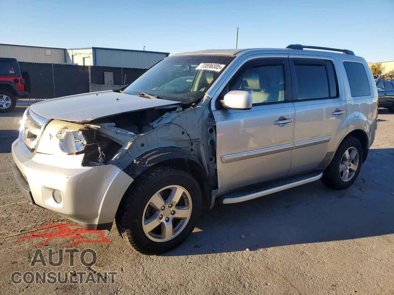 HONDA PILOT 2011 - 5FNYF3H53BB004065