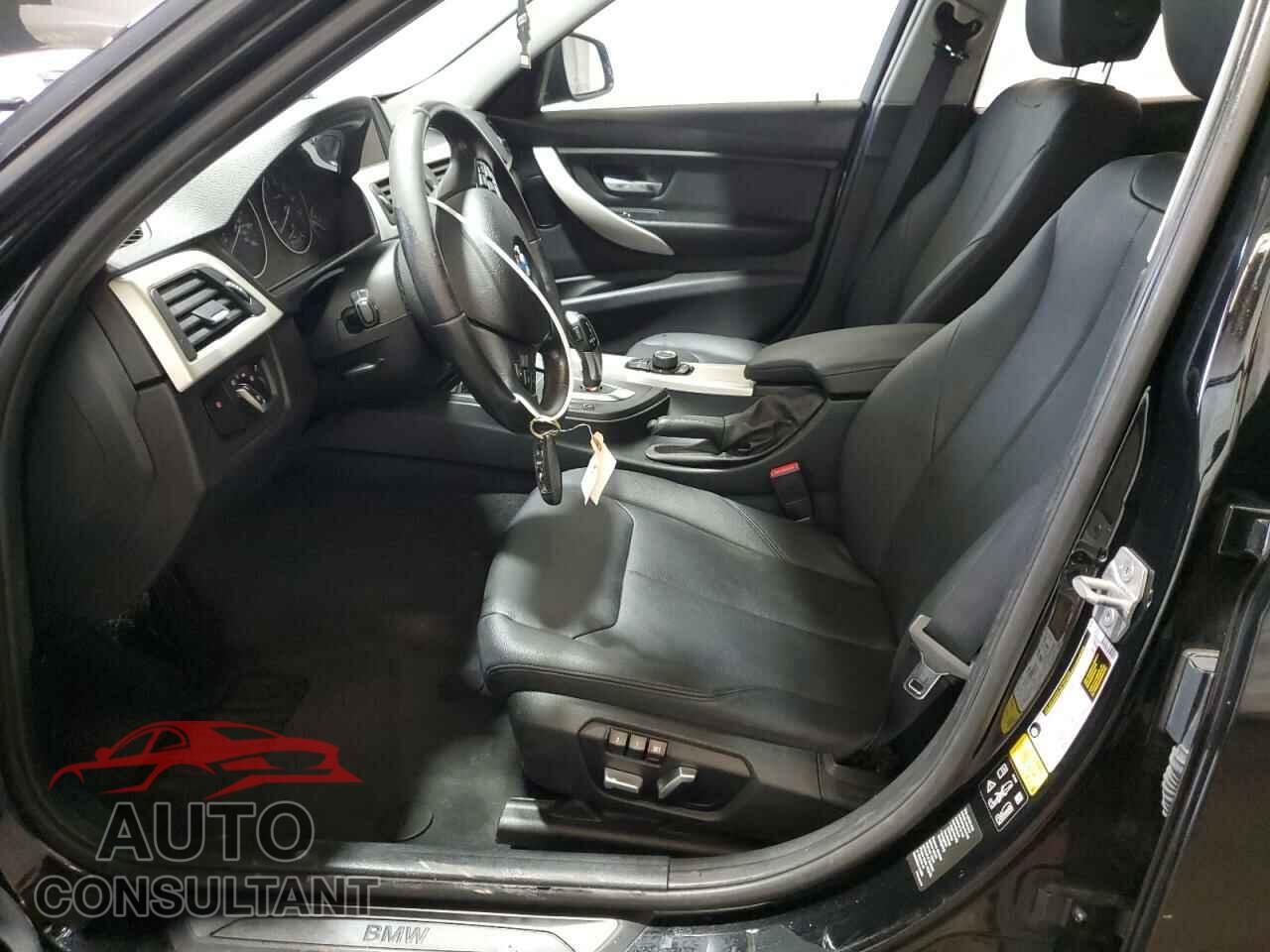BMW 3 SERIES 2016 - WBA8E5G58GNU20084