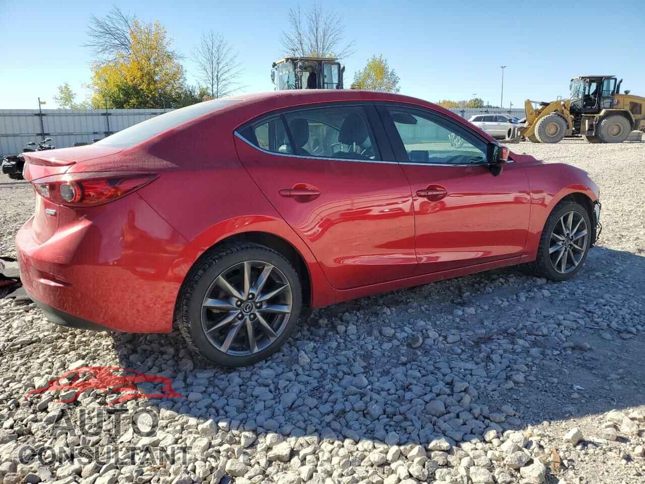 MAZDA 3 2018 - 3MZBN1V32JM275366