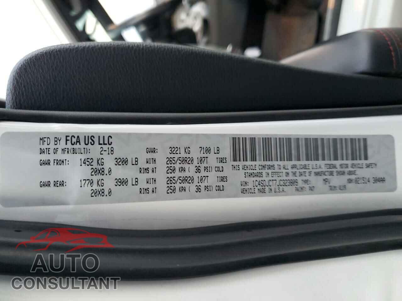 DODGE DURANGO 2018 - 1C4SDJCT7JC323809