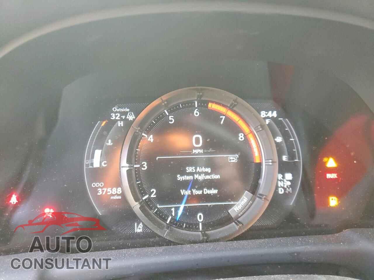 LEXUS LS500 2018 - JTHB51FF2J5005795