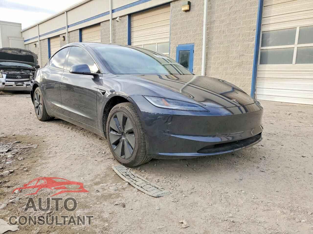 TESLA MODEL 3 2025 - 5YJ3E1EA0SF911164
