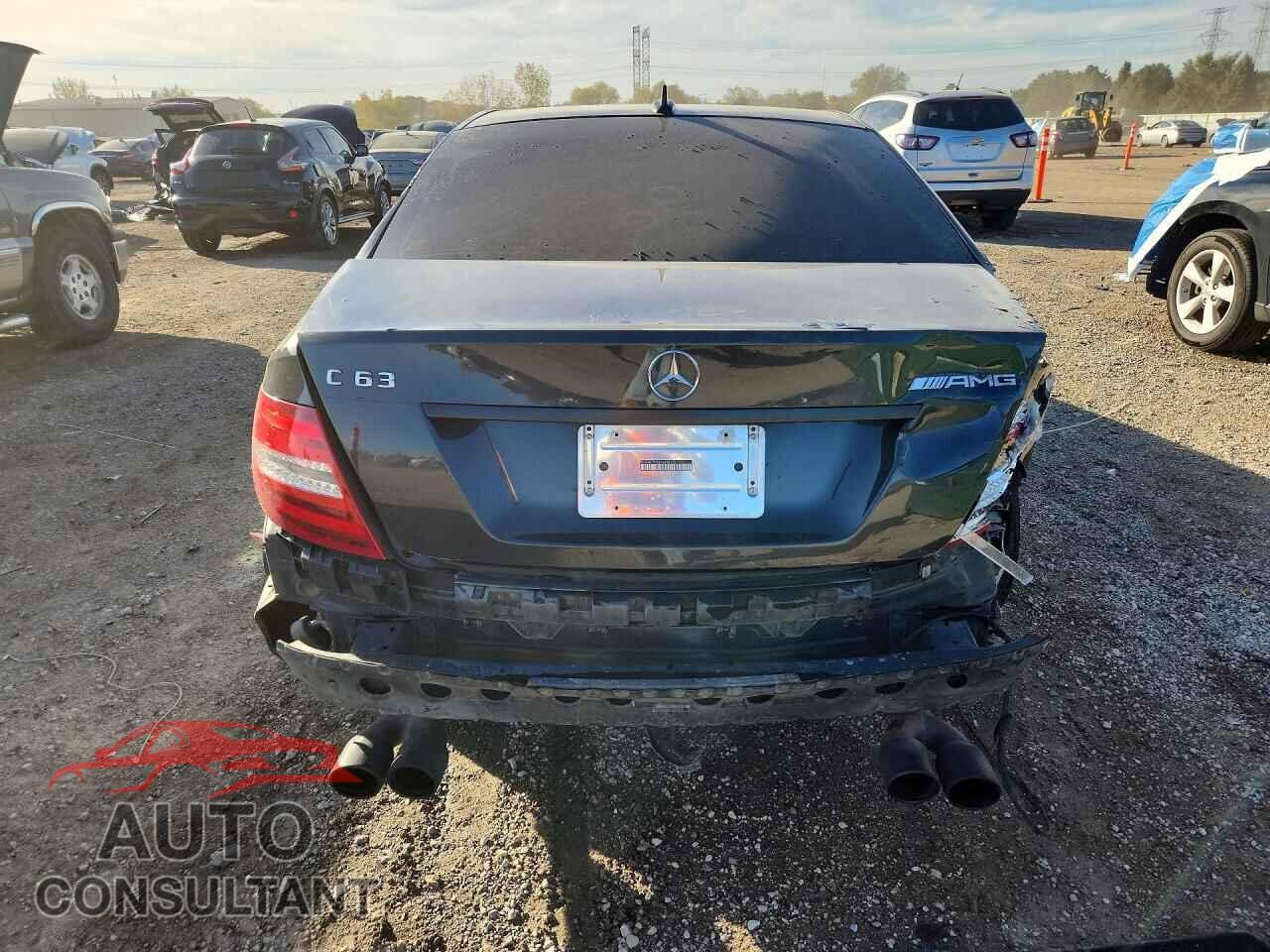 MERCEDES-BENZ C-CLASS 2012 - WDDGF7HB3CA695199