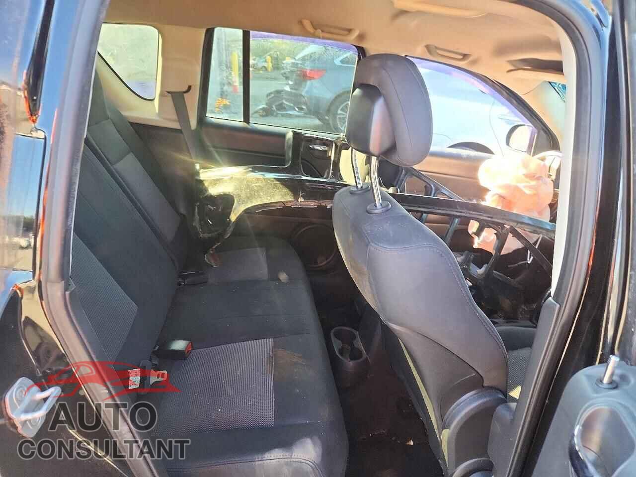 JEEP COMPASS 2013 - 1C4NJCEA8DD100397