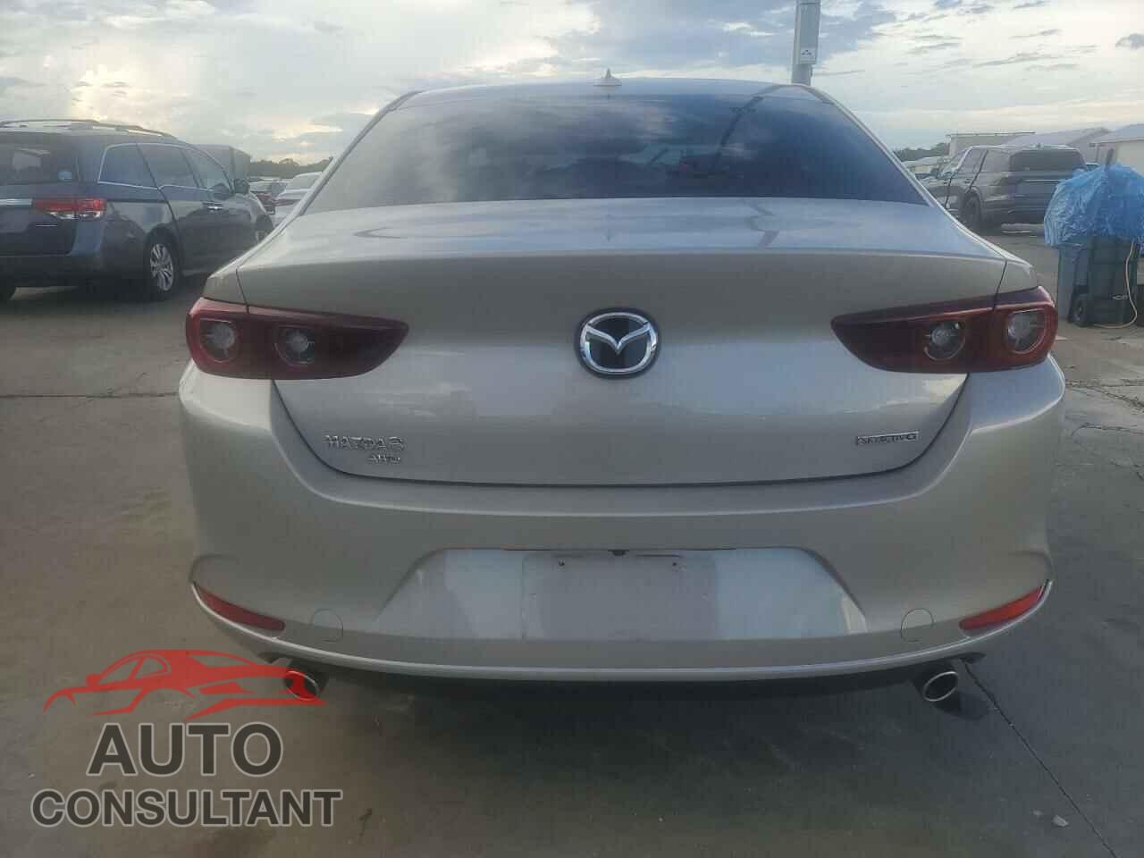 MAZDA 3 2023 - 3MZBPBDM7PM372257