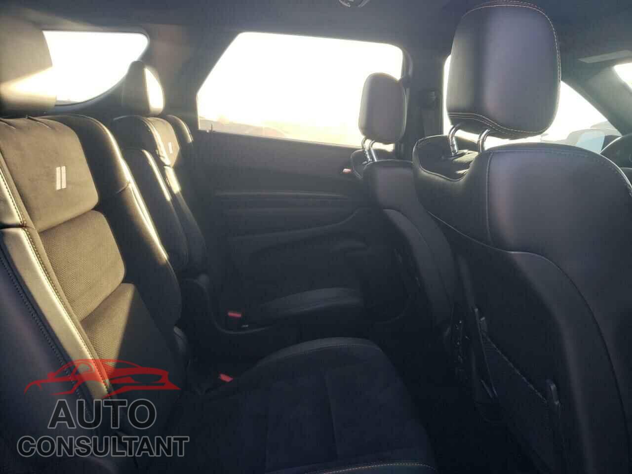 DODGE DURANGO 2023 - 1C4SDJCT2PC655715