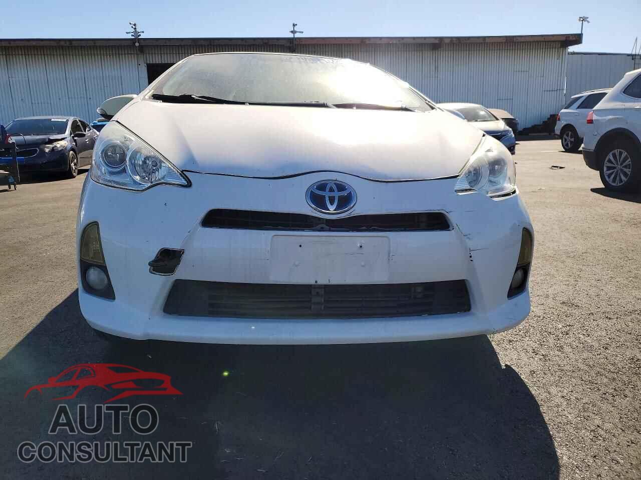 TOYOTA PRIUS 2012 - JTDKDTB32C1029214