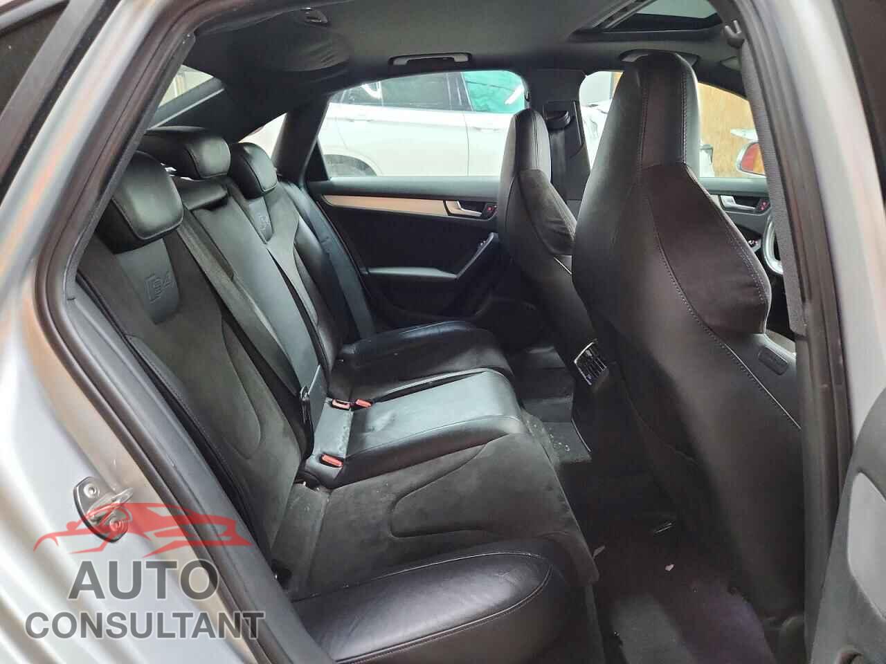 AUDI S4/RS4 2010 - WAUDGAFL7AA126840