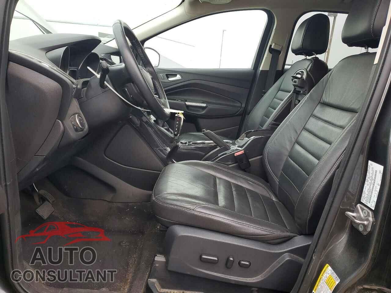 FORD ESCAPE 2016 - 1FMCU0J92GUC60297