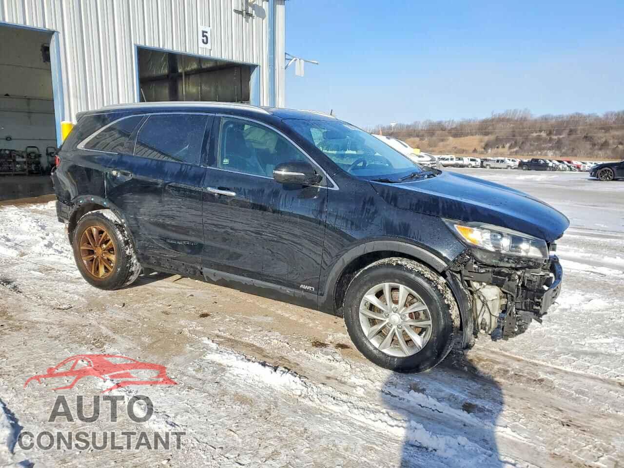 KIA SORENTO 2017 - 5XYPGDA35HG314100