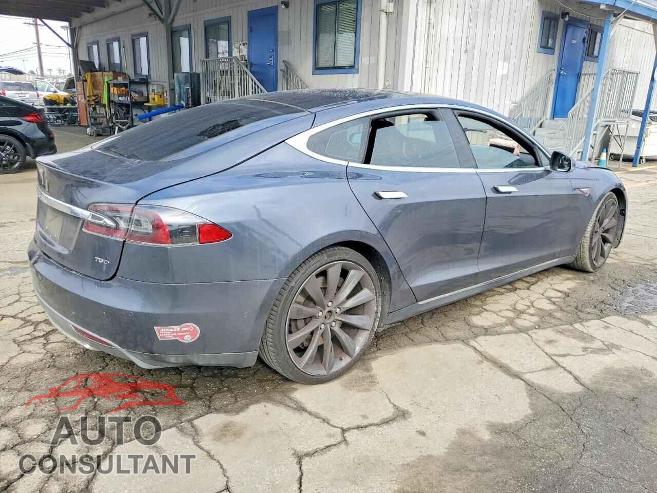 TESLA MODEL S 2015 - 5YJSA1E2XFF116306